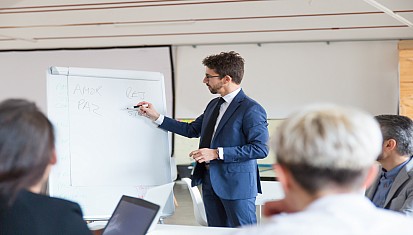 Zapraszamy na otwarte seminarium w temacie &quot;Jak redukować koszty firm i przedsiębiorstw w dobie rosnących cen energii&quot;